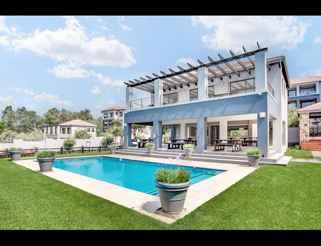 2 BEDROOM APARTMENT FOR SALE IN LONEHILL